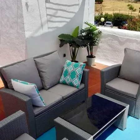 Sea View - Beach - Pool - Garden - Terrace Prázdninový dům *