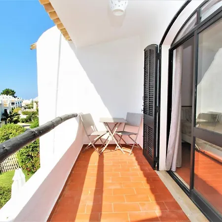 Holiday home Sea View - Beach - Pool - Garden - Terrace Porches (Algarve)