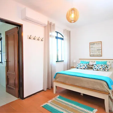 Sea View - Beach - Pool - Garden - Terrace Porches (Algarve)